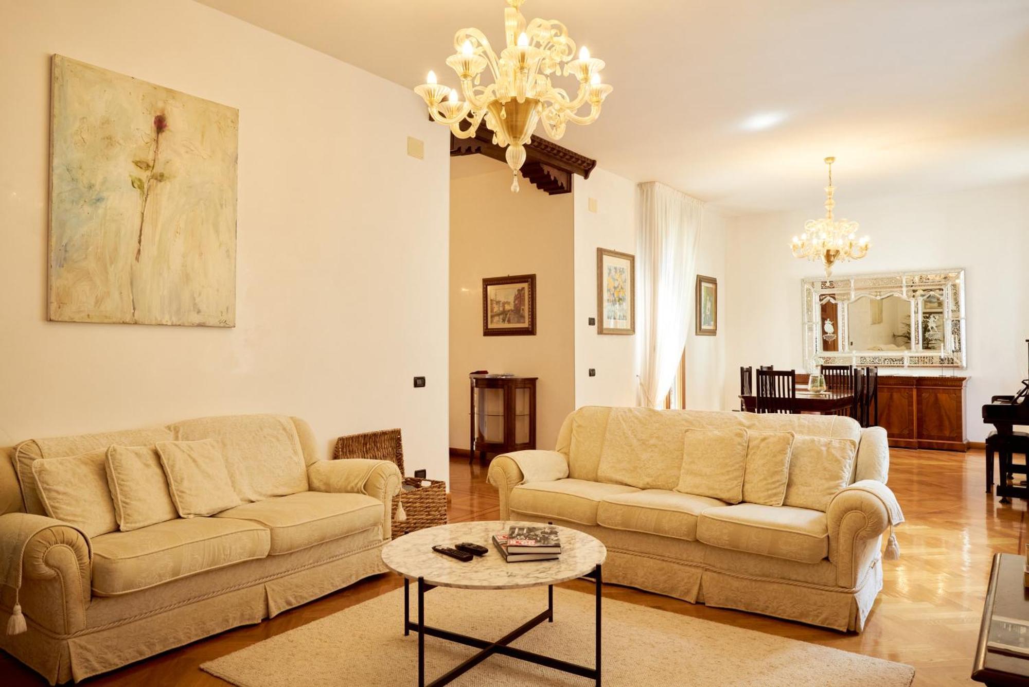 Nama Boutique Residence Венеция Экстерьер фото