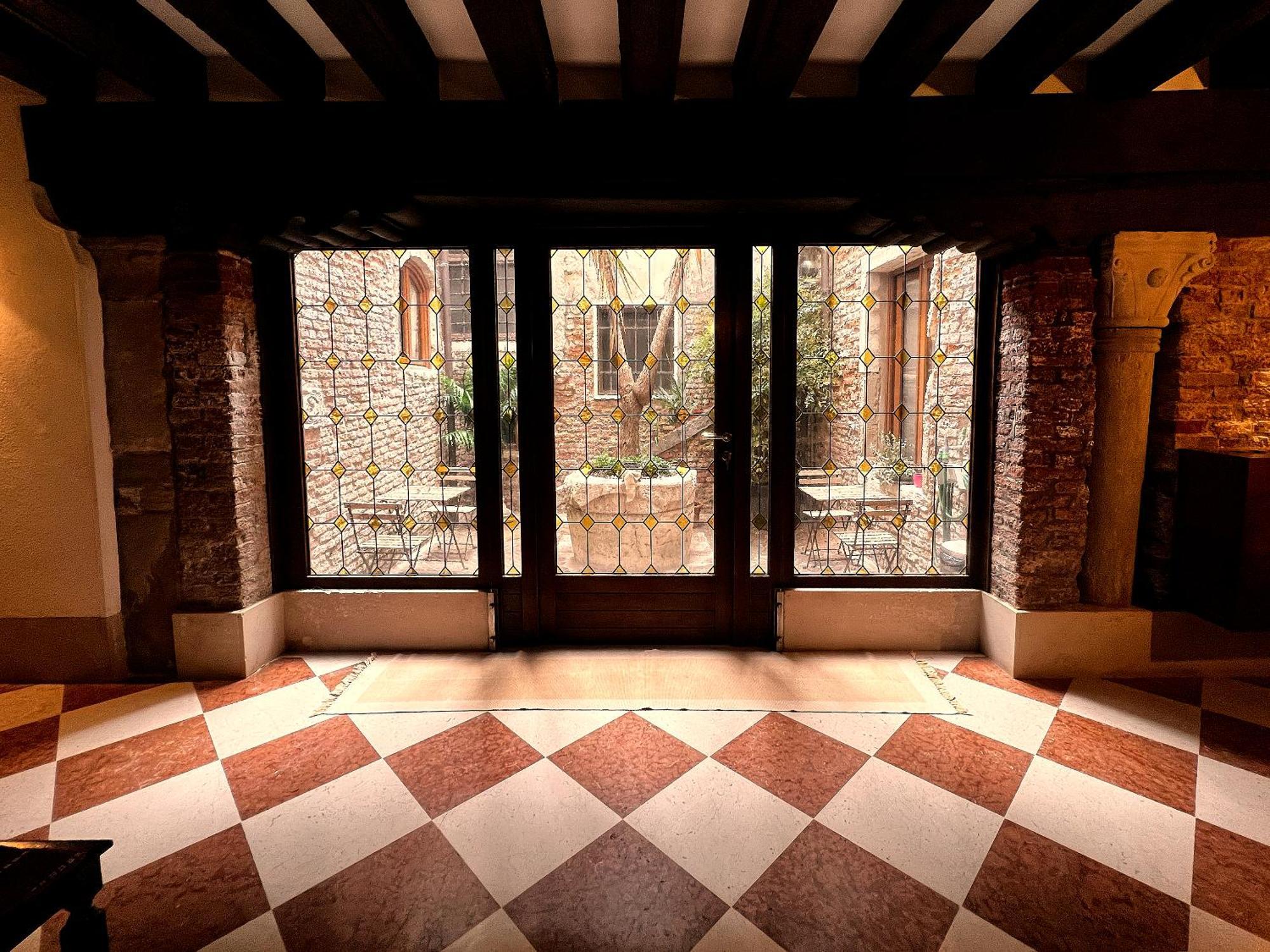 Nama Boutique Residence Венеция Экстерьер фото